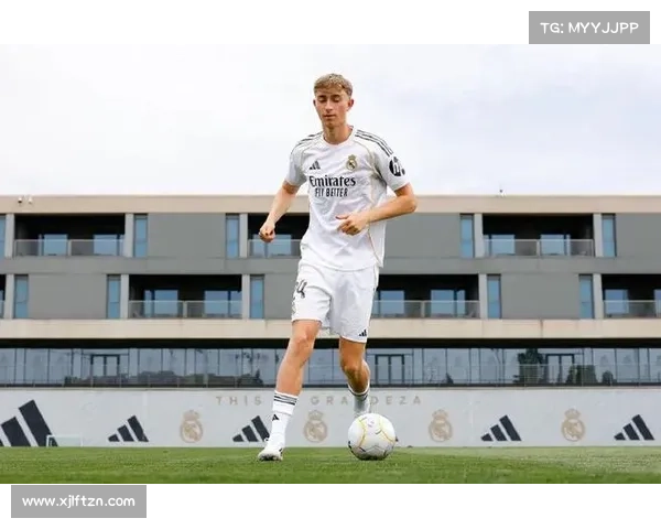 从皇家风范到现代美学：解读皇马白色球衣五大设计灵感