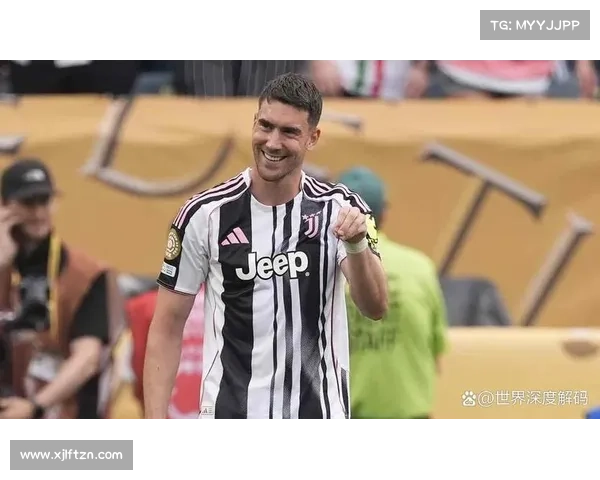 弗拉霍维奇如何在四场联赛中连续破门展现出锋线实力