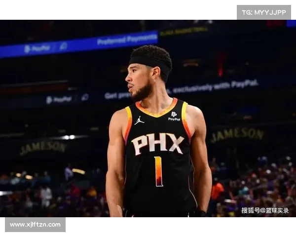 德文·布克个人荣誉成就盘点：多次入选全明星和最佳阵容的辉煌历程