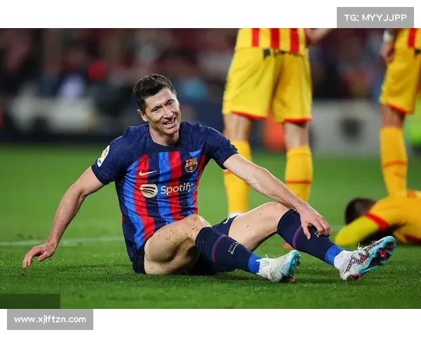 掌握五种莱万多夫斯基式射门技巧助你成为进攻达人